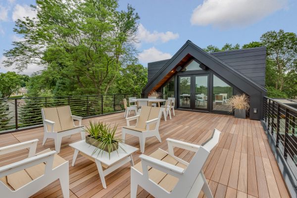 Deck Construction in Hickory