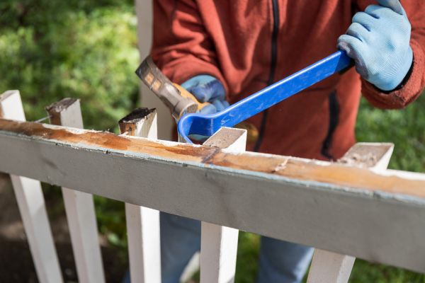 Deck Railing Replacement in Hickory