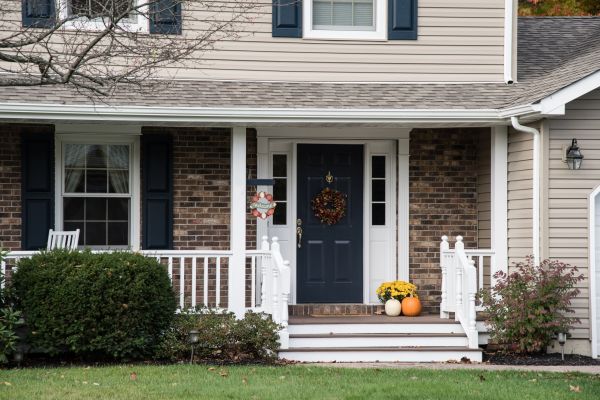 Cost of Front Deck Construction in Hickory